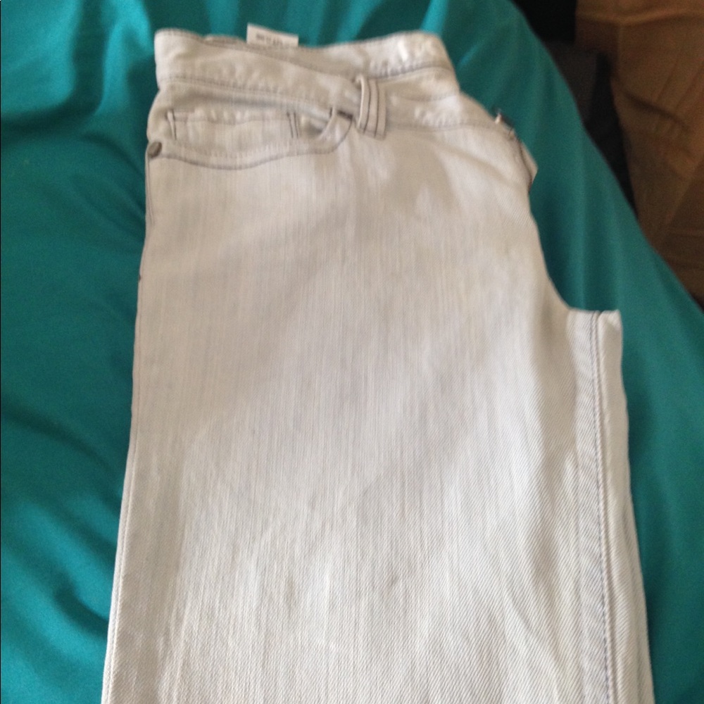 Lightly colored roxy jeans